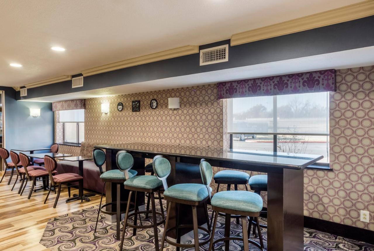 טולסה Comfort Inn Midtown מראה חיצוני תמונה