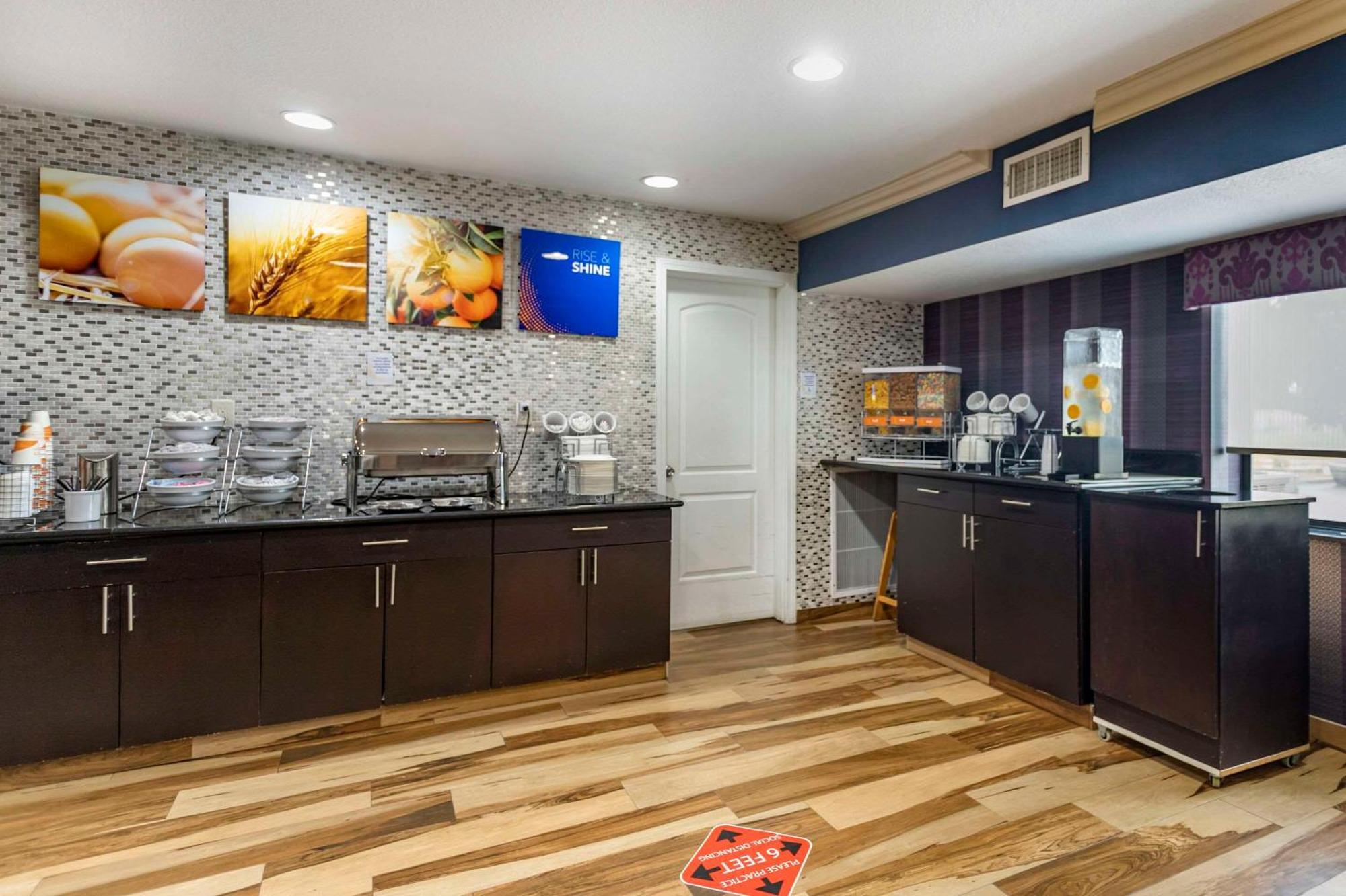 טולסה Comfort Inn Midtown מראה חיצוני תמונה
