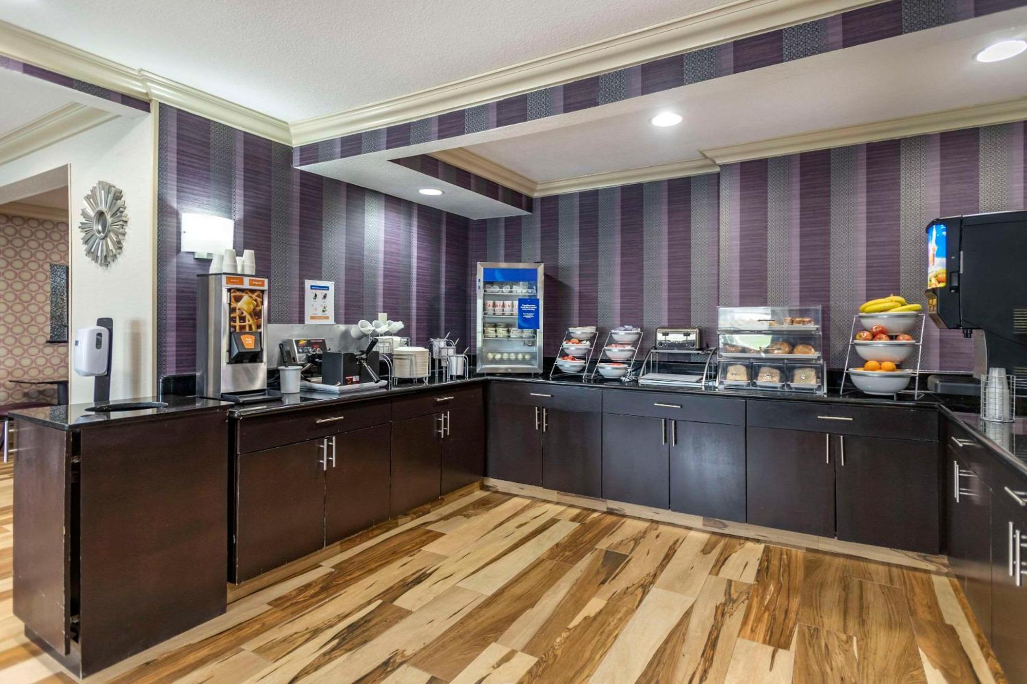 טולסה Comfort Inn Midtown מראה חיצוני תמונה
