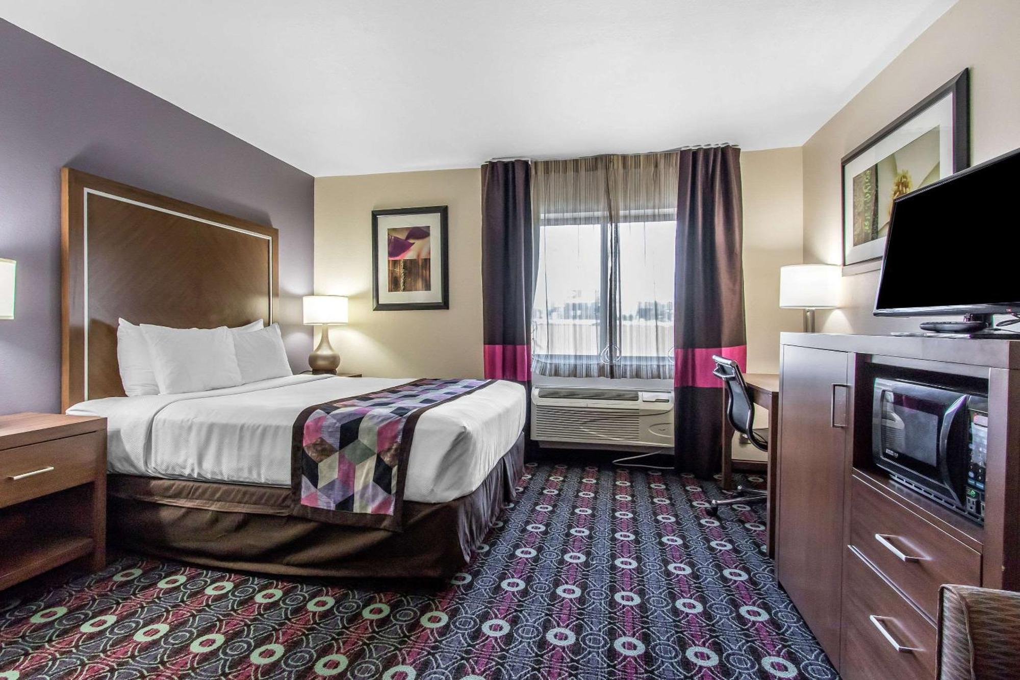 טולסה Comfort Inn Midtown מראה חיצוני תמונה